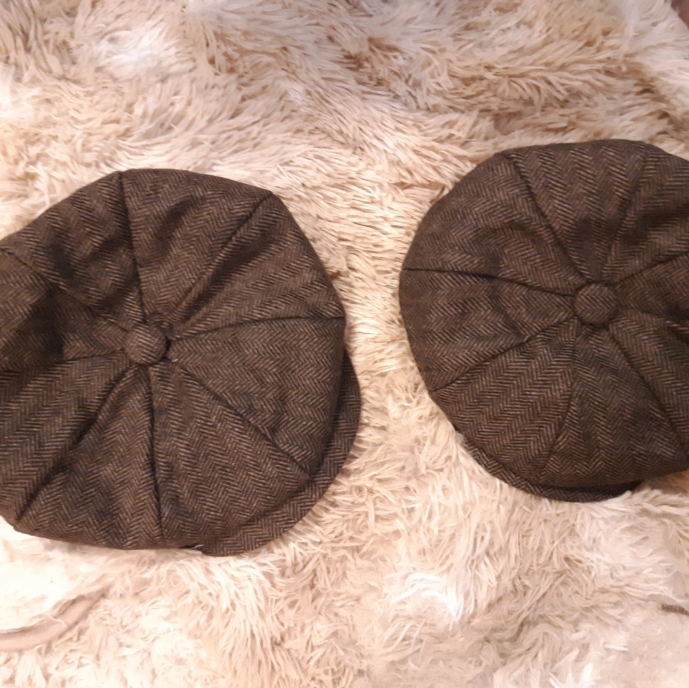 2 paper boy hats